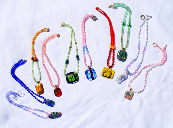 Necklaces MG 9547 flat for web