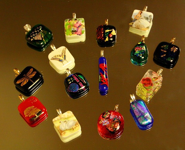 pendants MG 1519 flat for web